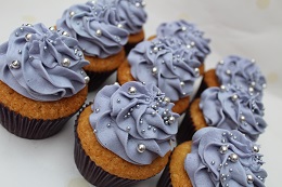 lilac cupcakes